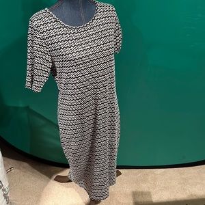 Lula Roe geometric medi dress